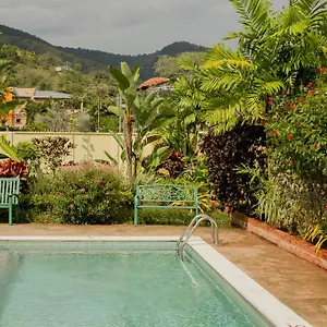 Bed and breakfast Heritage Trinidad, Puerto de España (TT)