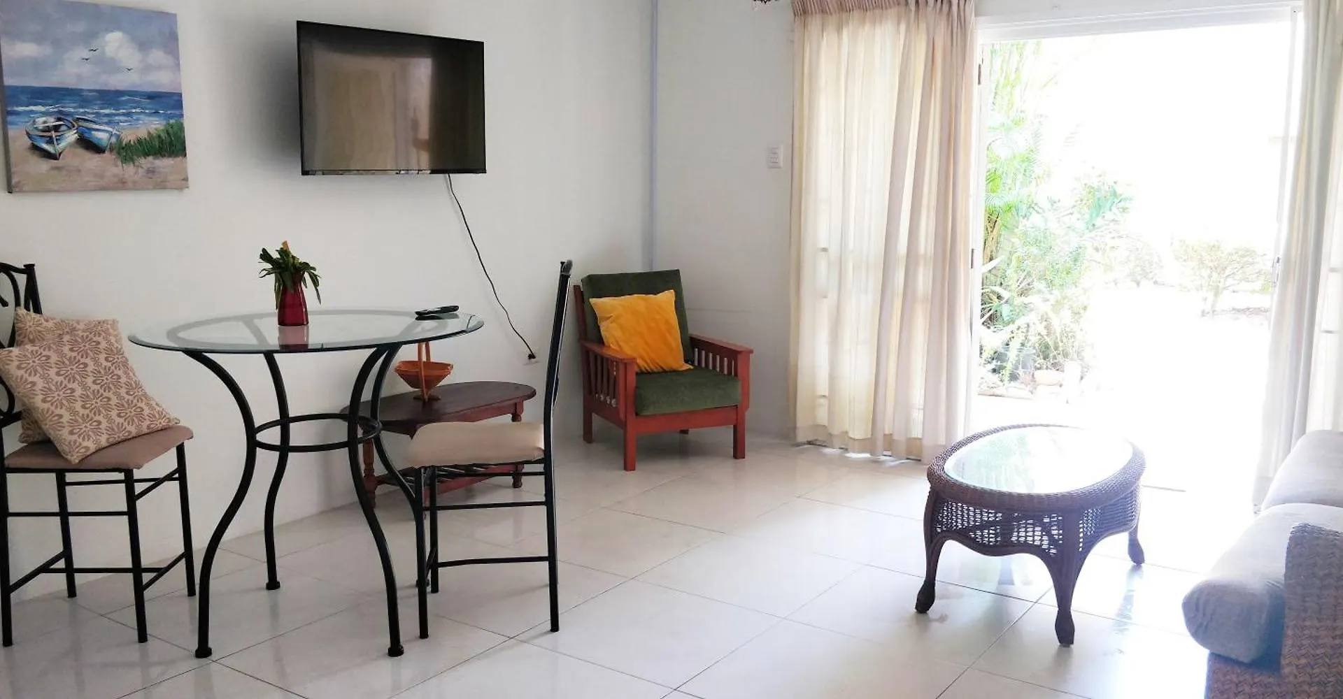 Appartement 1Br, 24Hr Security - City Charm With Poolside Peace Port of Spain Trinité-et-Tobago